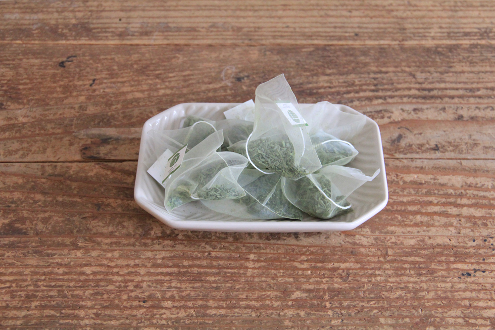 べにふうき緑茶ティーバッグ 静岡産 ひも付 1人用 3ｇ×15袋