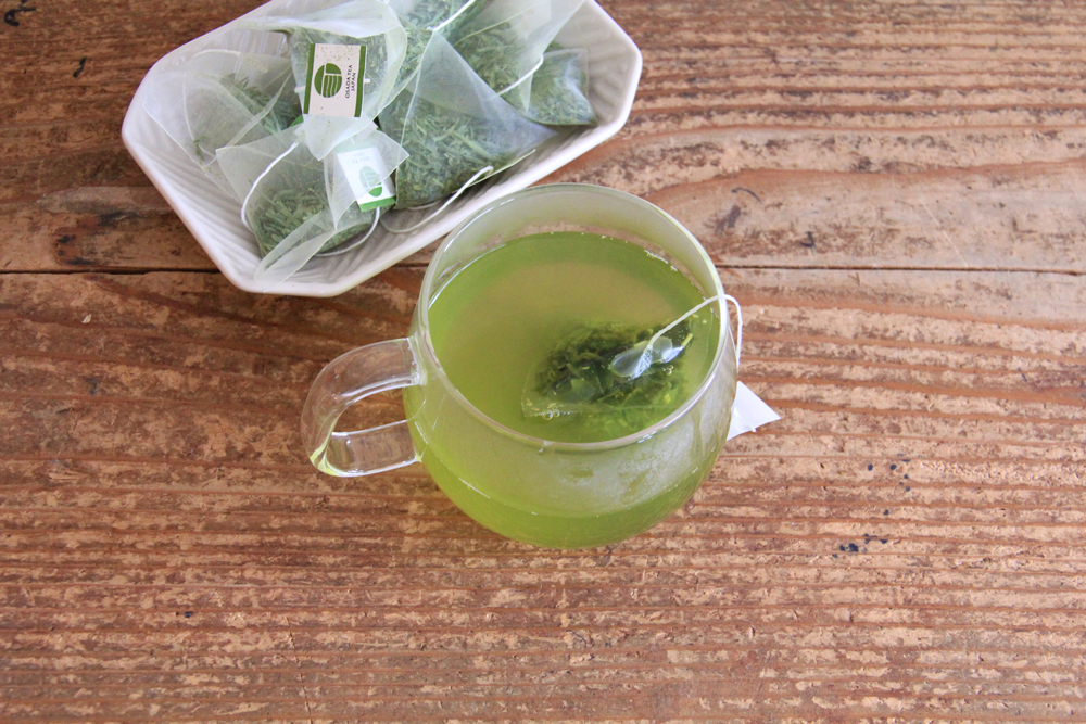 べにふうき緑茶ティーバッグ 静岡産 ひも付 1人用 3ｇ×15袋