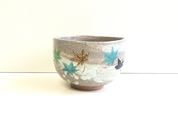 抹茶茶碗 裂 白釉 青楓 西山作