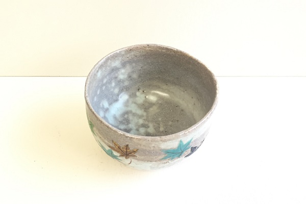 抹茶茶碗 裂 白釉 青楓 西山作