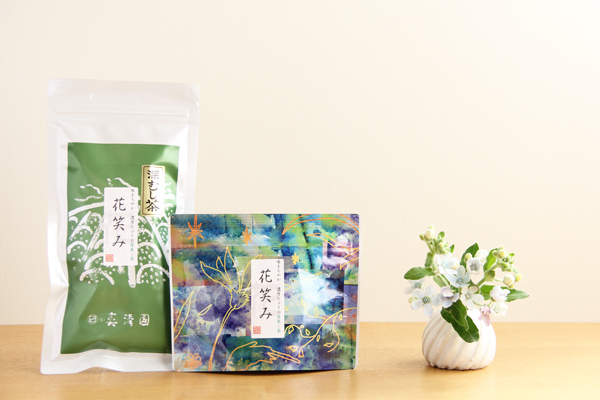 真清園の深蒸し茶 花笑み